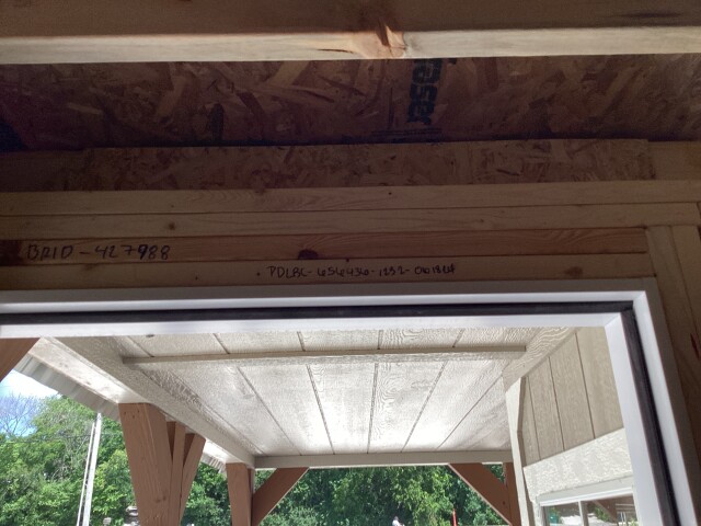 Deluxe Lofted Barn Cabin - 12x32