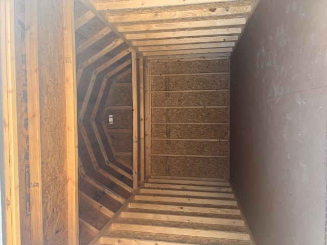 Lofted Barn - 10x16