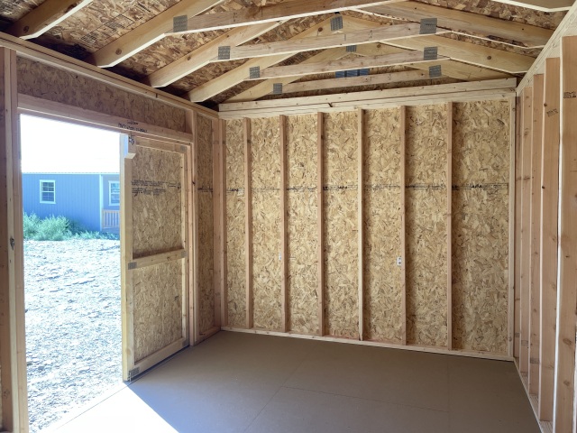 Side Utility - 10x16