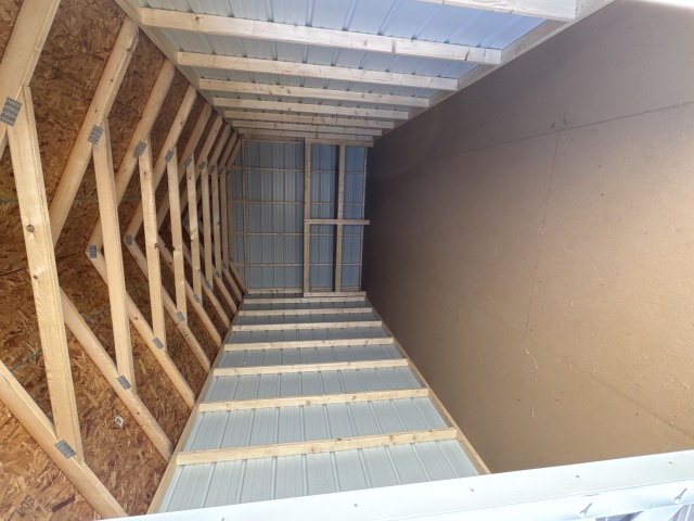 Utility Xtra Height - 10x20