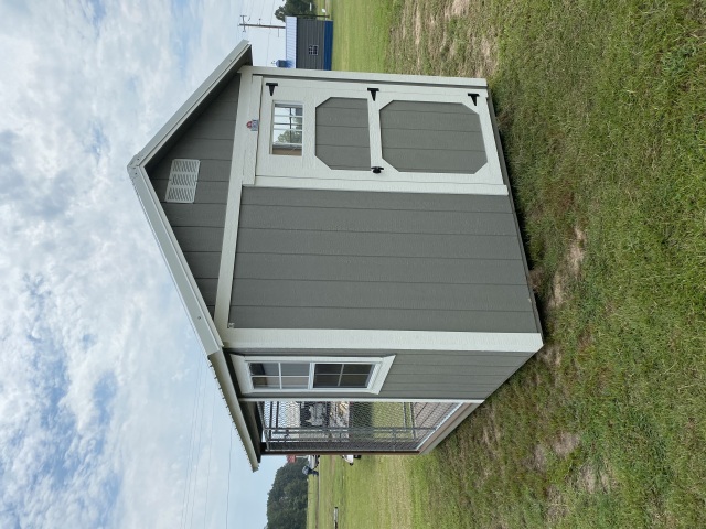 Dog Kennel - 8x12