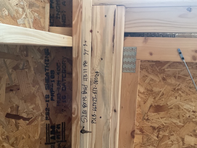 Side Lofted Barn - 8x12