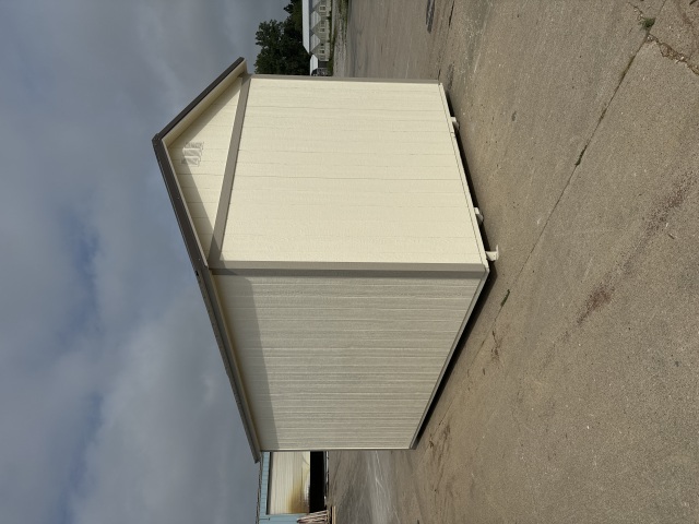 Side Lofted Utility - 10x16