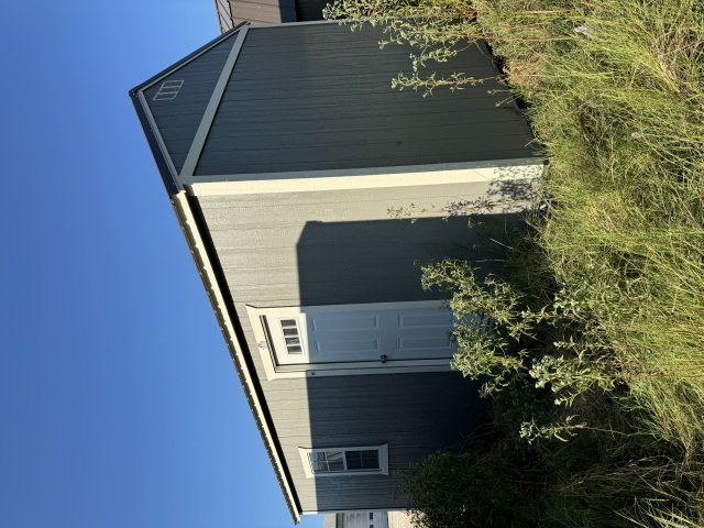 Utility Xtra Height - 10x20