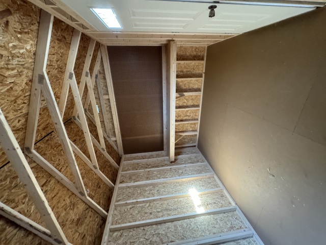 Utility Xtra Height - 10x20