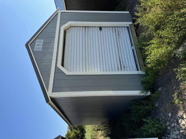 Utility Xtra Height - 10x20
