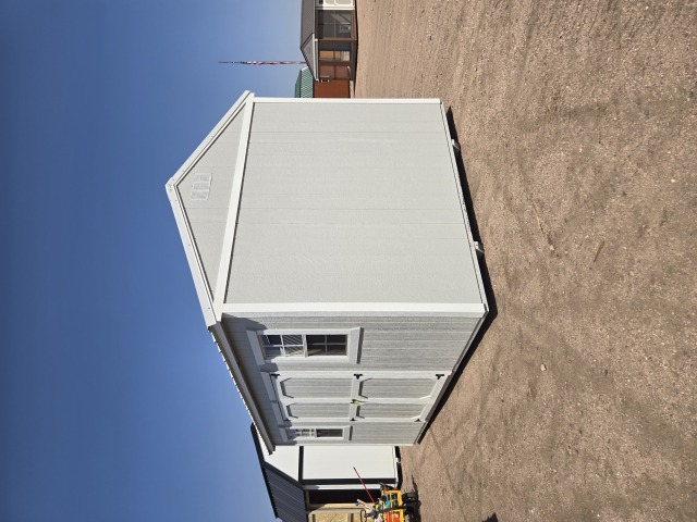 Side Utility - 10x16