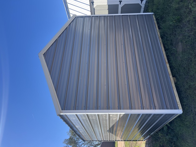 Utility Xtra Height - 10x12