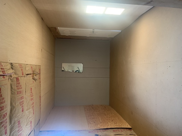 Side Utility - 10x24