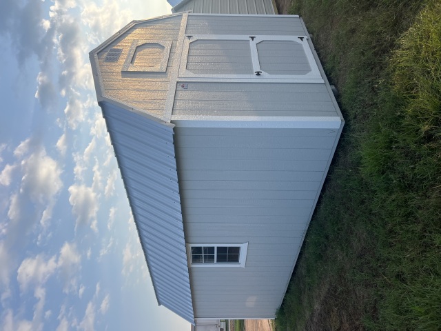 Lofted Barn - 10x20