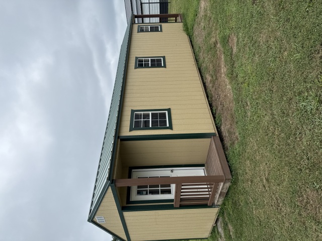 Side Cabin - 12x32