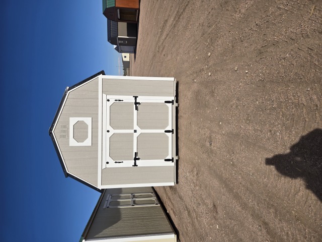 Lofted Barn - 10x16