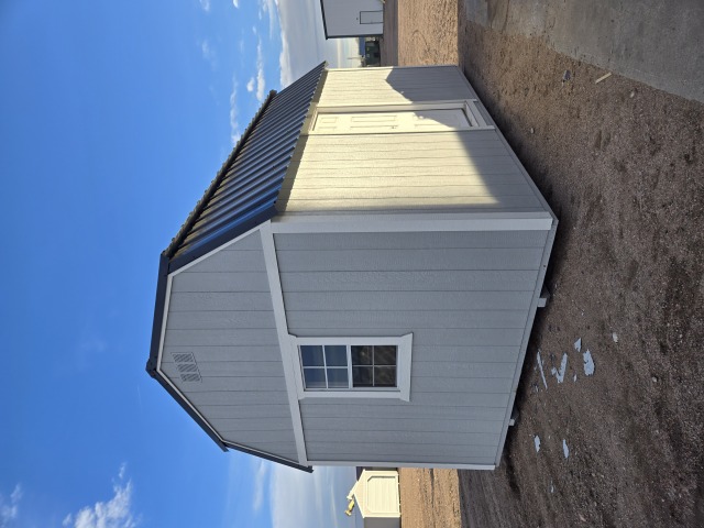 Lofted Barn - 10x16