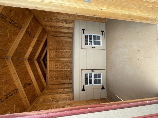 Dog Kennel - 8x16