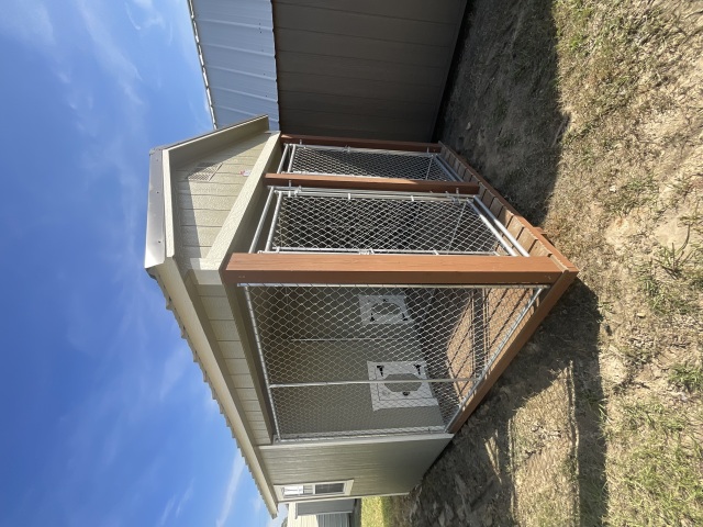 Dog Kennel - 8x16