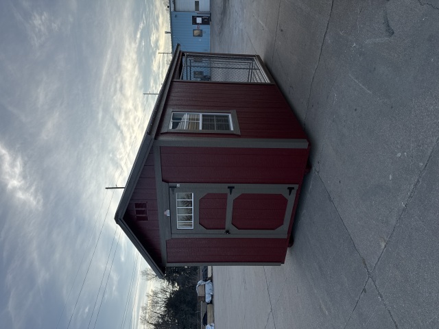 Dog Kennel - 8x16