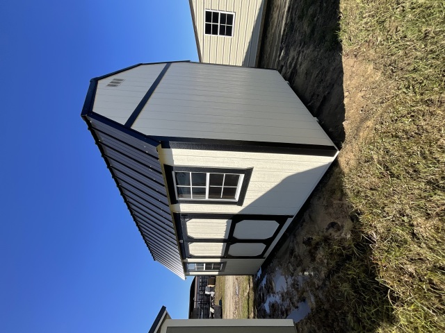 Side Lofted Barn - 10x16