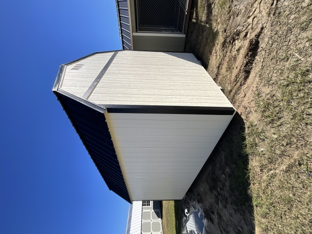 Side Lofted Barn - 10x16