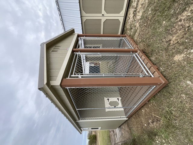 Dog Kennel - 8x16