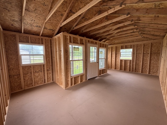 Side Cabin - 14x24