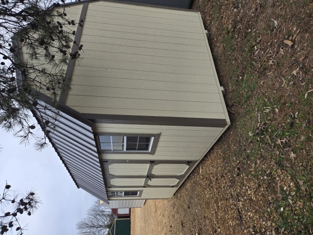 Side Lofted Barn - 10x16