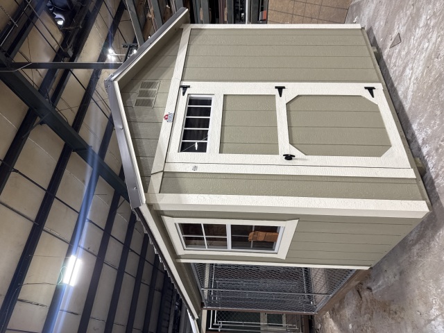 Dog Kennel - 8x12