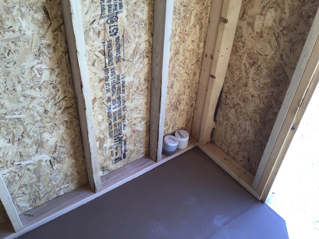 Utility Xtra Height - 10x12