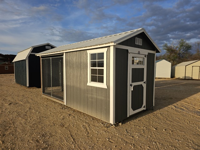 Dog Kennel - 8x16