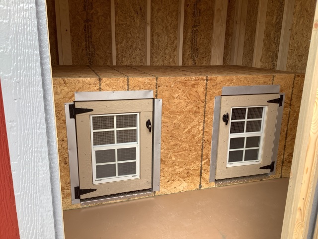 Dog Kennel - 8x16