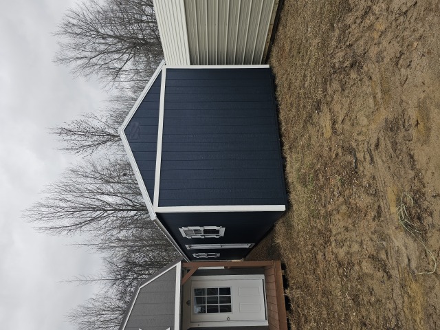 Side Utility - 12x32
