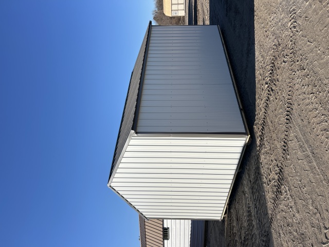 Side Utility - 14x18