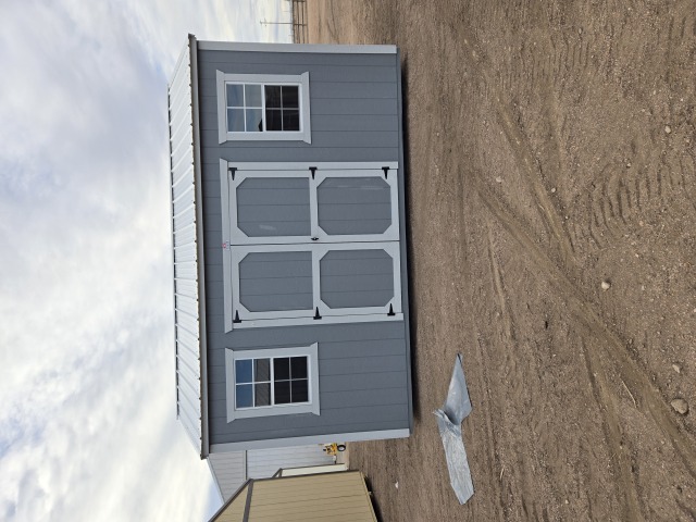 Side Utility - 10x16