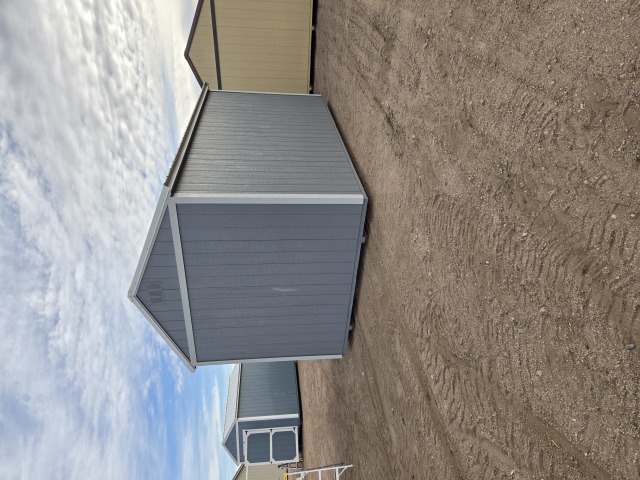 Side Utility - 10x16