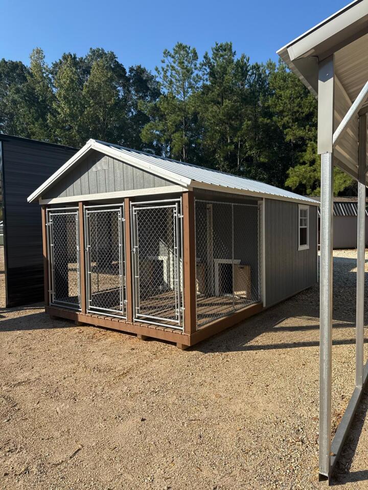 Dog Kennel - 12x20