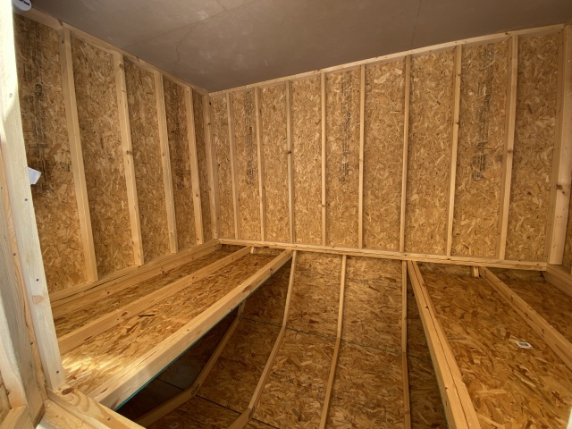 Side Lofted Barn - 8x12