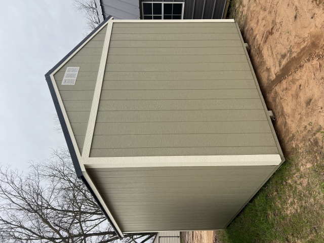 Utility Xtra Height - 10x12
