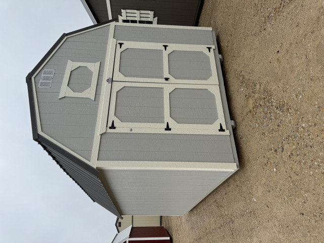 Lofted Barn - 10x16