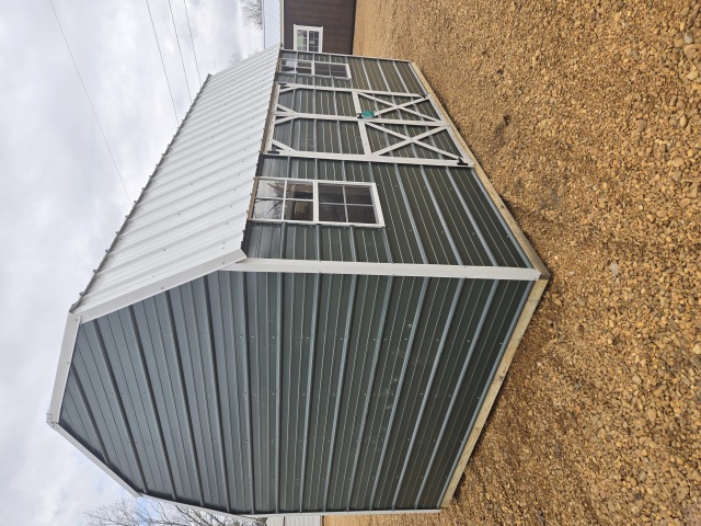 Side Lofted Barn - 10x16