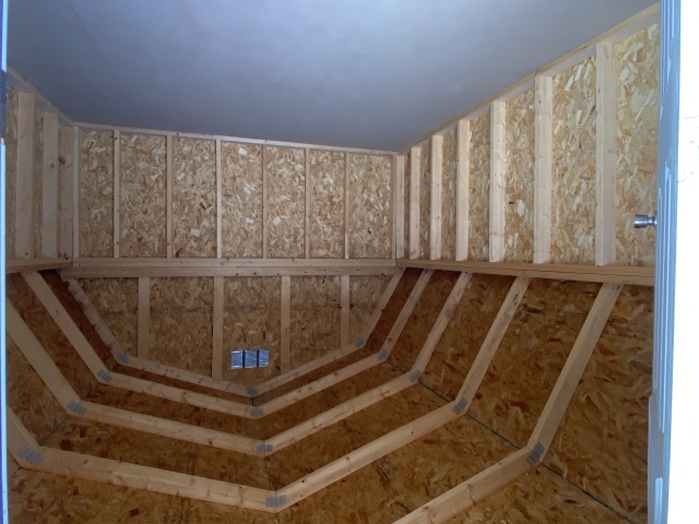 Standard Barn - 10x12