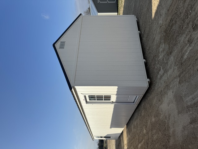 Side Utility - 12x40