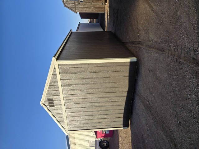 Utility Xtra Height - 10x16