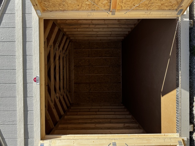 Utility Xtra Height - 10x16