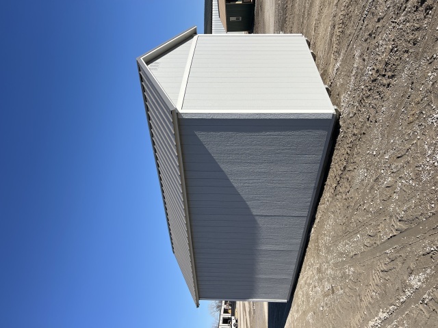 Side Utility - 12x20