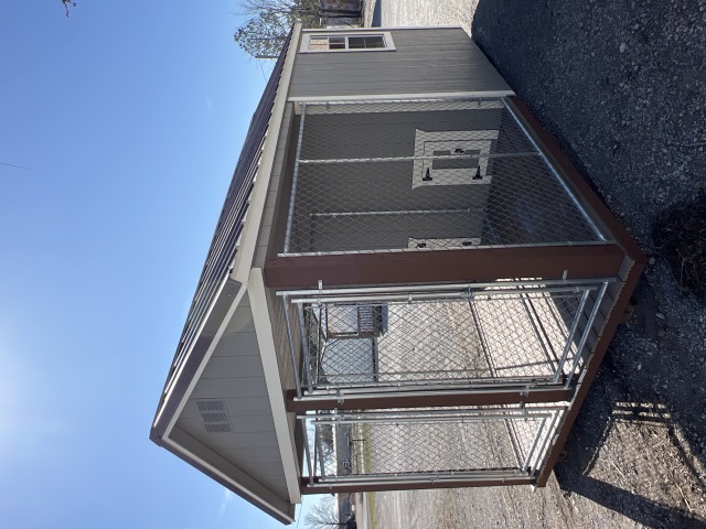 Dog Kennel - 8x16