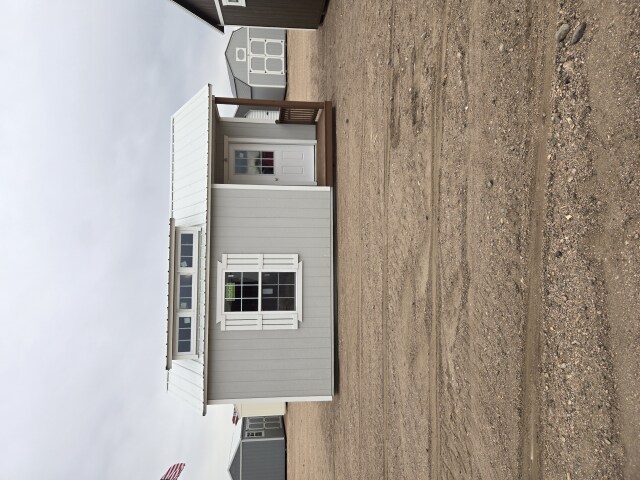 Side Cabin - 12x20