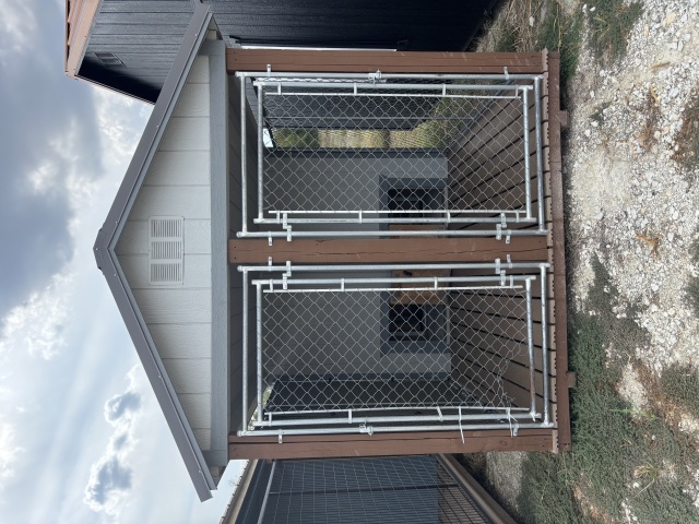 Dog Kennel - 8x16