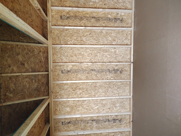 Best Value Wood (Side Lofted Barn) - 8x12