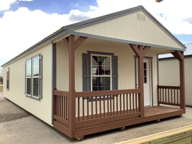 Cabin - 16x44