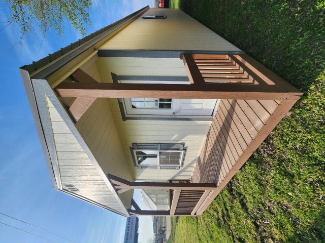 Cabin - 16x44