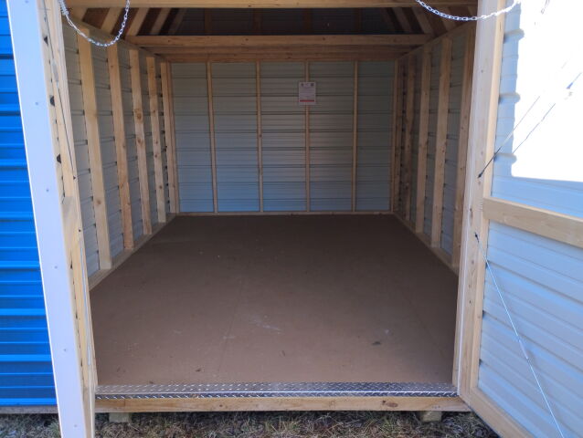 Lofted Barn - 10x14